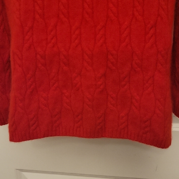 Precious Fibers Cashmere Sweater Red Cable Knit Stretchy Side Slits Medium - Picture 7 of 9